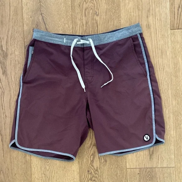 Vuori Cruise Board Shorts - Picture 2 of 6